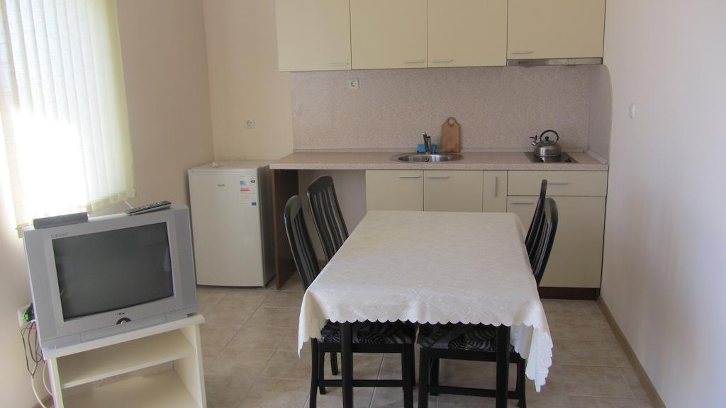 Apartments Bizone Kavarna Room photo